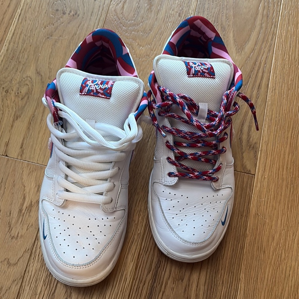 Nike SB Dunk Low Parra